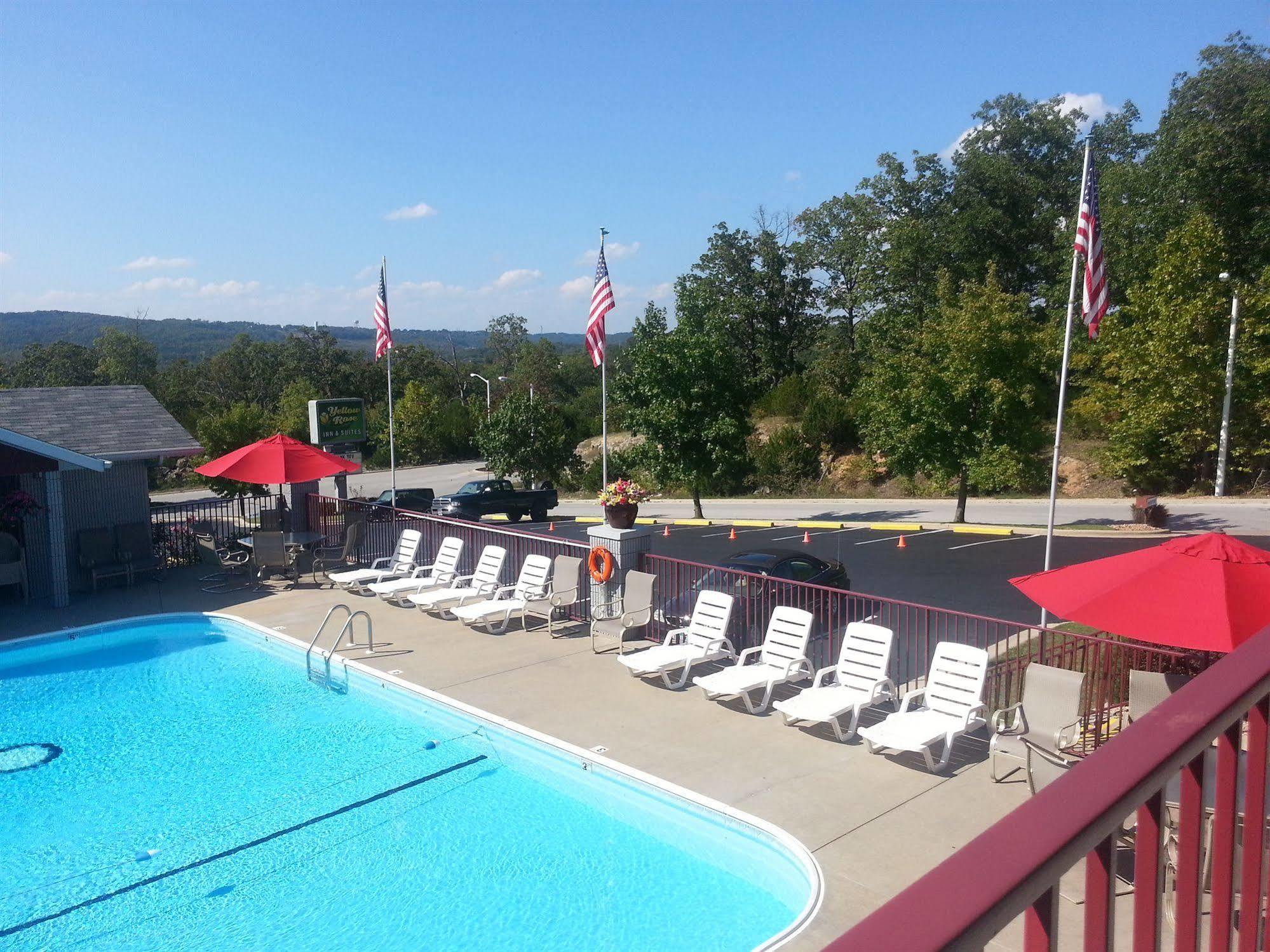 Motel Ramada By Wyndham Branson Exterior foto